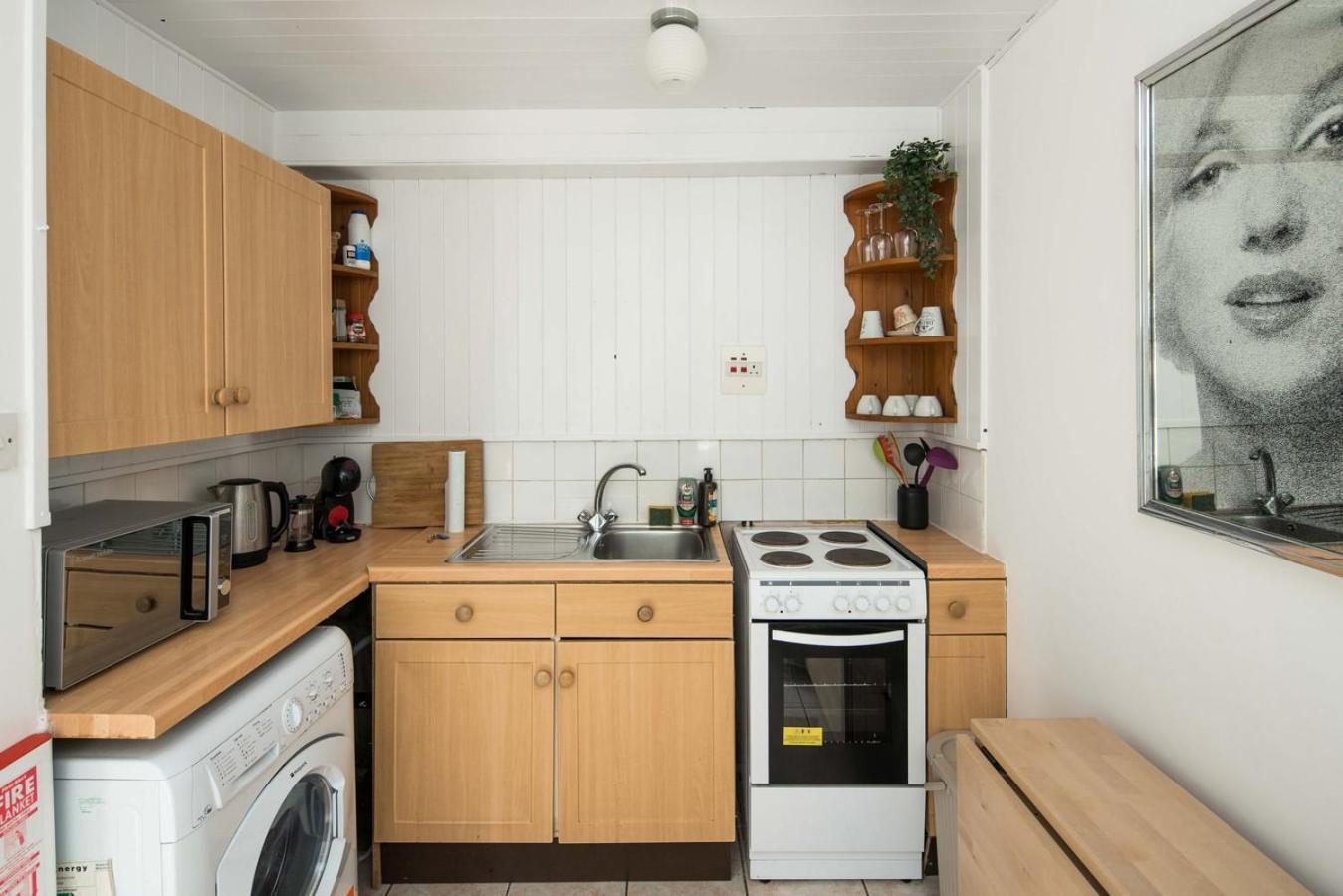Apartamento Quirky & Cosy 2Bd Mews Flat In Paddington Londres Exterior foto